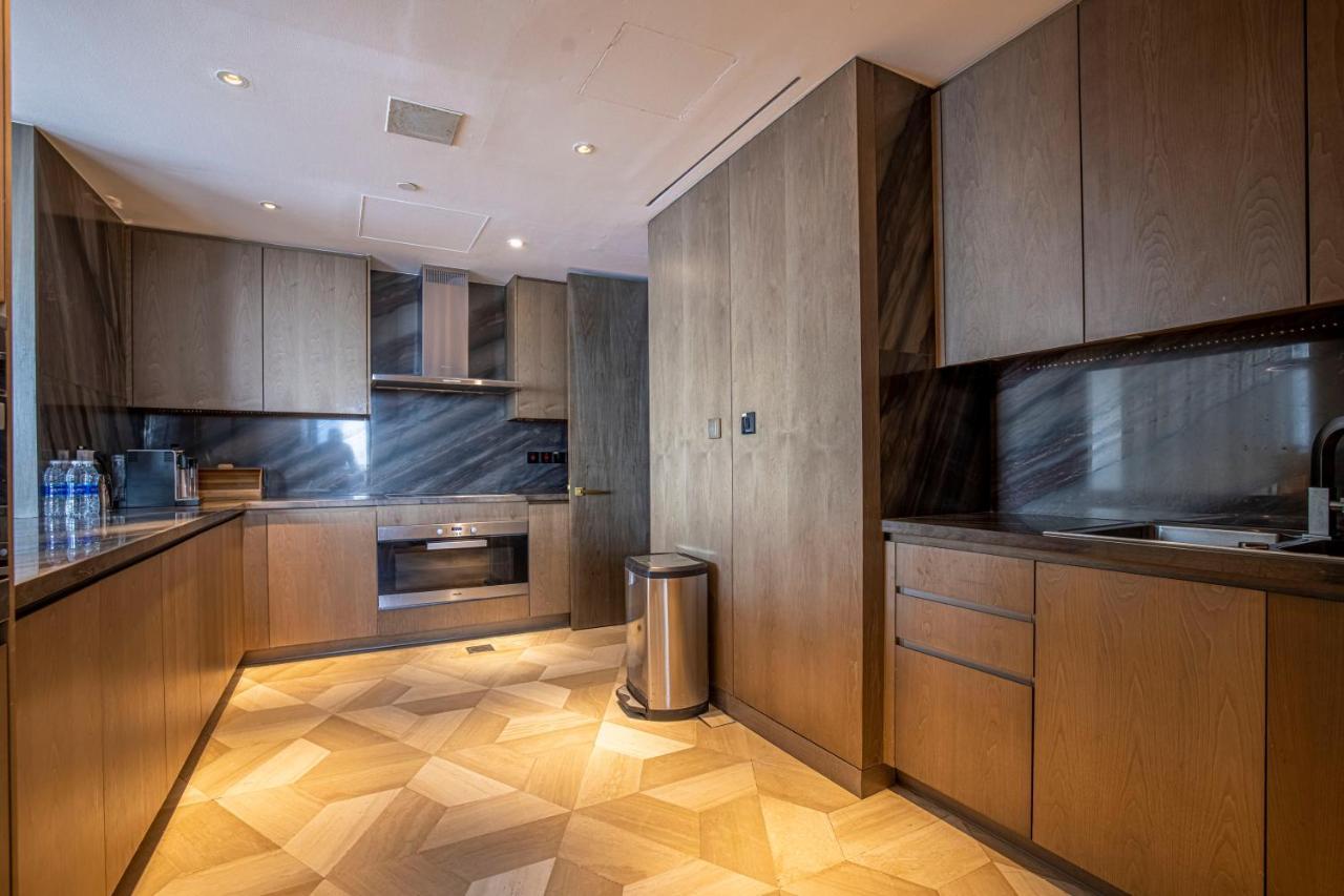 Five Palm Jumeirah 2br Luxury Penthouse , Full Marina View With Private Pool Dubai