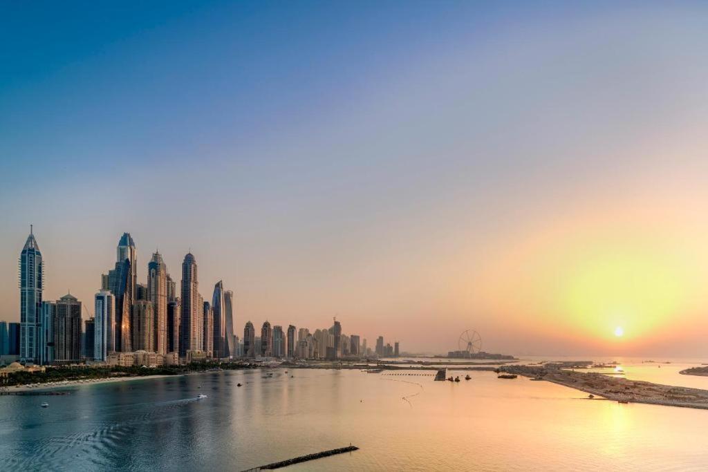 Five Palm Jumeirah 2br Luxury Penthouse , Full Marina View With Private Pool Dubai