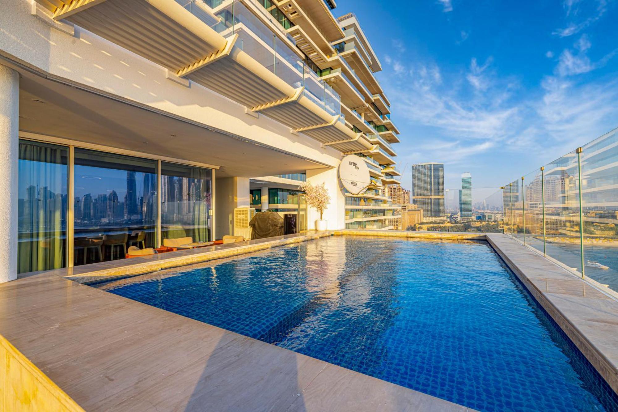Five Palm Jumeirah 2br Luxury Penthouse , Full Marina View With Private Pool Apartment *