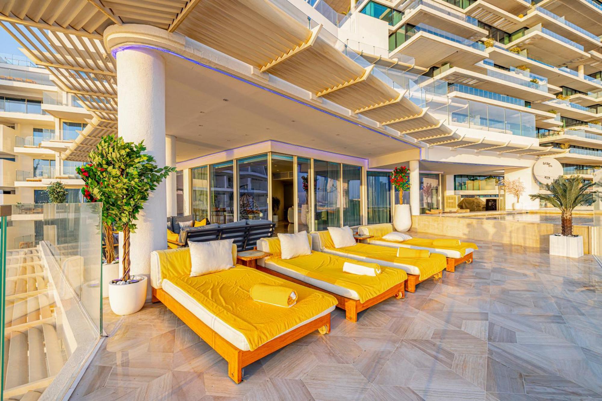 Apartment Five Palm Jumeirah 2br Luxury Penthouse , Full Marina View With Private Pool