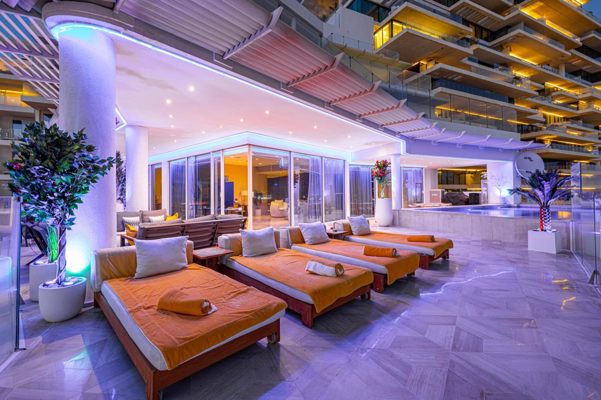 Five Palm Jumeirah 2br Luxury Penthouse , Full Marina View With Private Pool Dubai